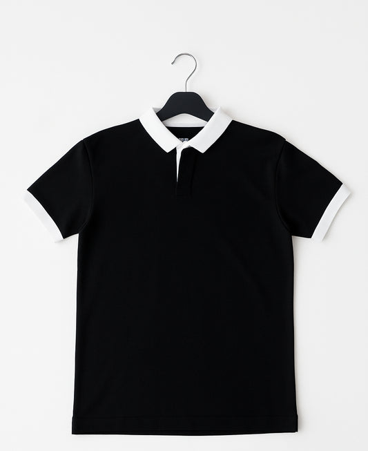 Men’s Black Polo Shirt with Contrast Collar & V-Type Open Placket – Smart Casual Style